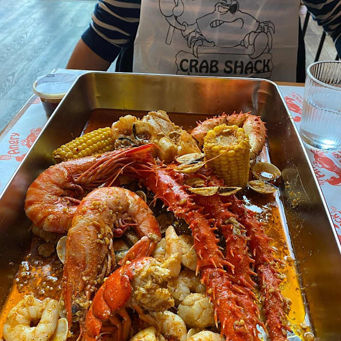 Angry Crab Shack - Soho - 5