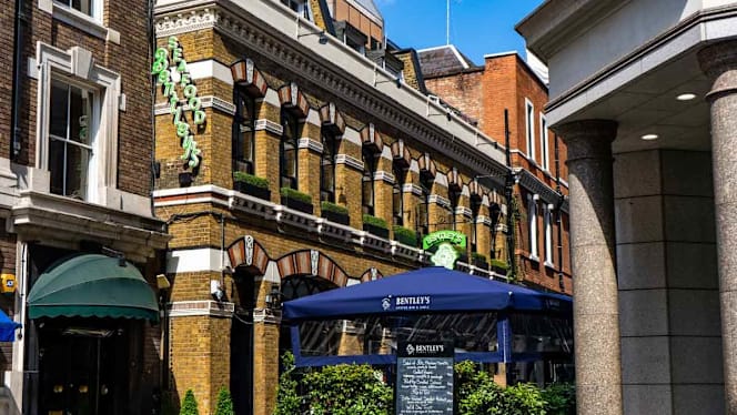 Bentley's Oyster Bar and Grill - 8