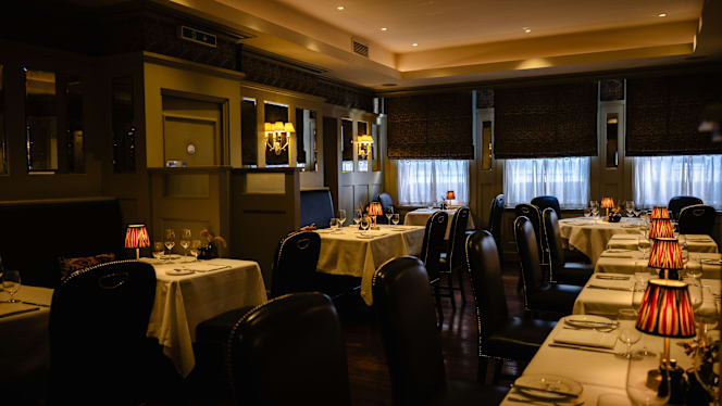 Bentley's Oyster Bar and Grill - 6