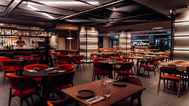 550º Restaurant & Bar - 0