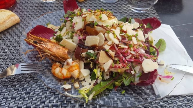 La Cour du théâtre - 4