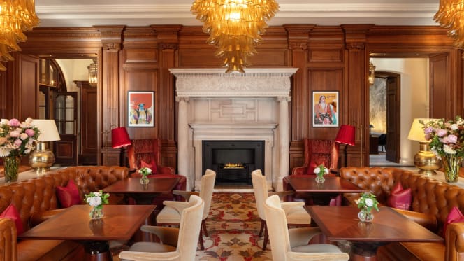 The Drawing Room at Raffles Hotel - 8