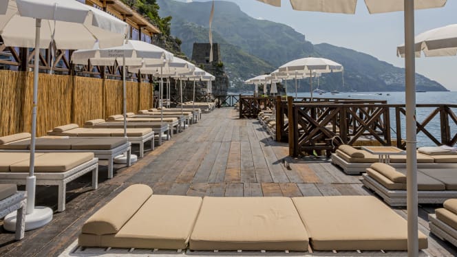 Remmese Restaurant - 9