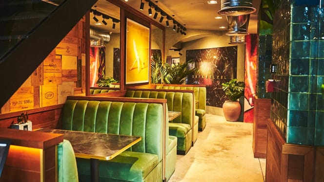 V Modern Italian - 4