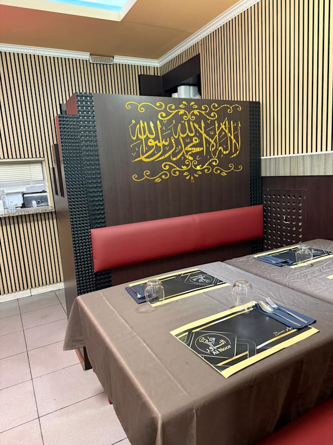 Al Noor Risturante - 7