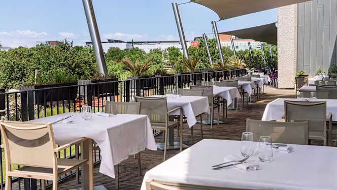 Le Cocon - Double Tree by Hilton - 8