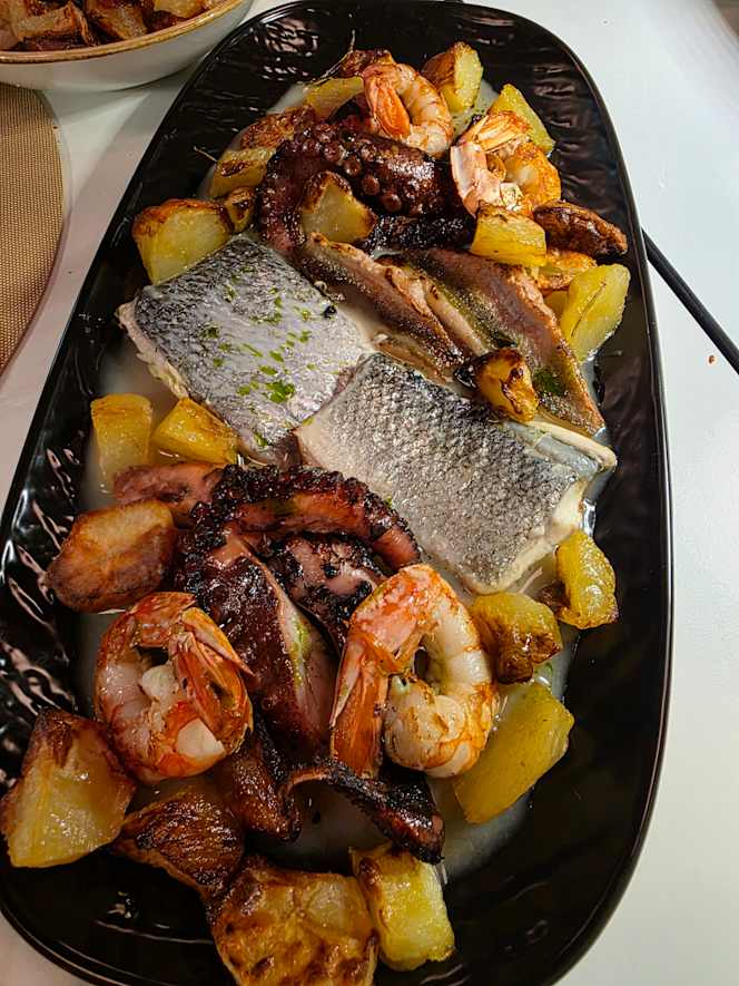 Riva Seafood Restaurant - 9