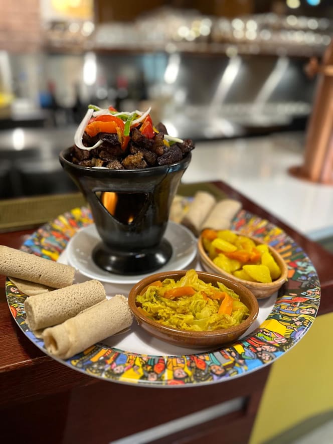 Mosob Ethiopian Restaurant - 7