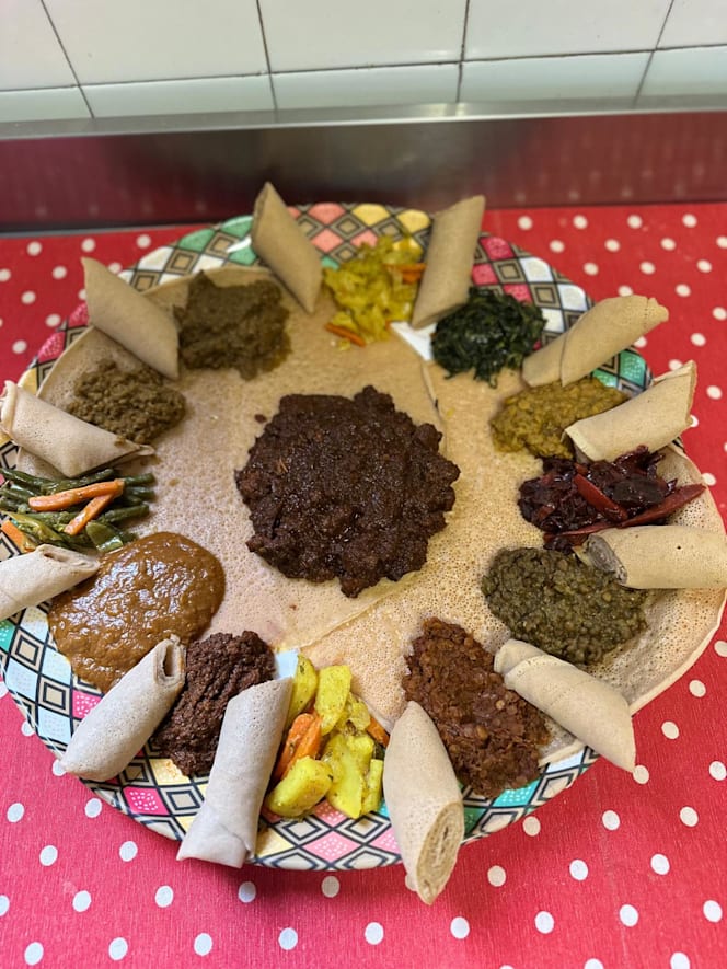 Mosob Ethiopian Restaurant - 6