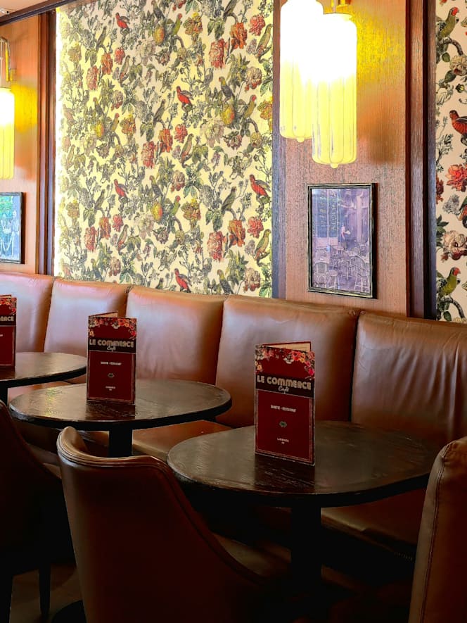Le Commerce Café - 5
