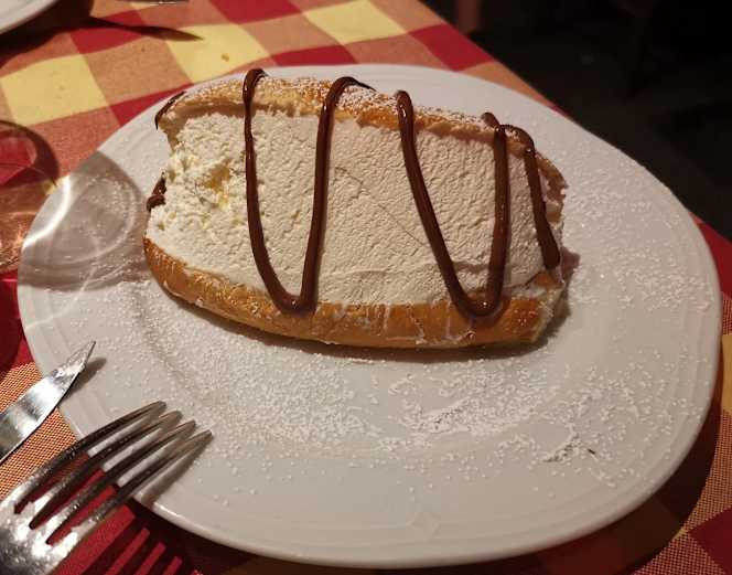 Un Sacco Bello - 1