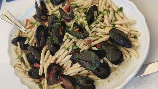 Pizzeria della Villa Pozzo Cavo - 0