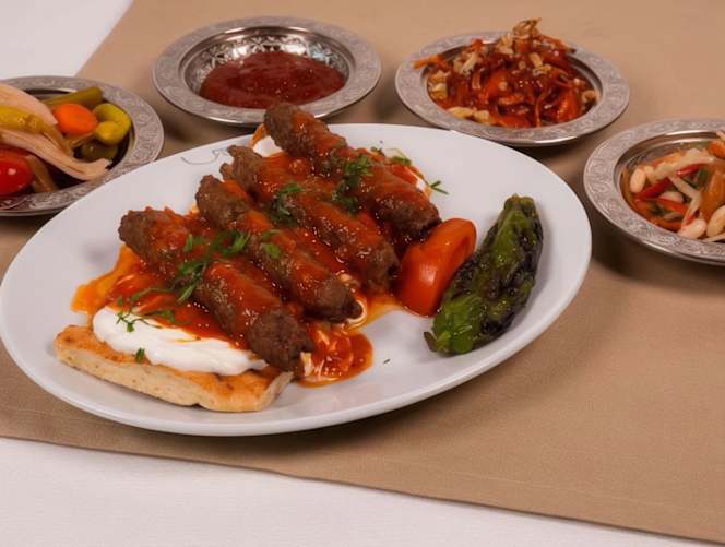 Nuz Restaurant - 8