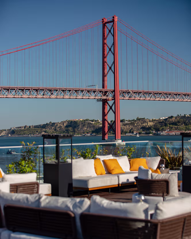 ICON Bar & Rooftop - 0