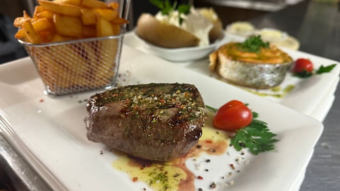 Luke´s Steaks & More U.S. Steakhouse - 3