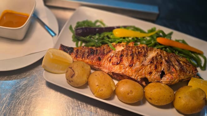 Cantinho Do Peixe Baia Da Amora - 0