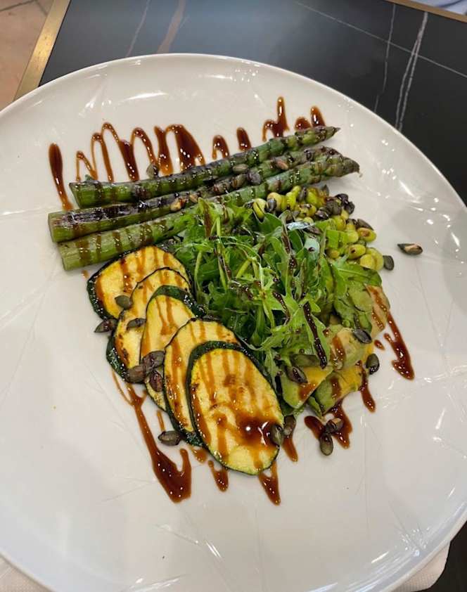 Lola's Kitchen - 5