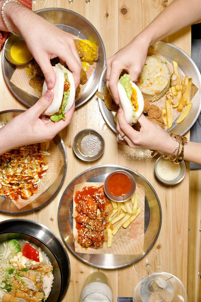 Cluk - Saucy Fried Chicken And Cocktail Bar - 9