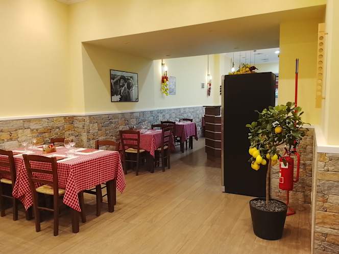 Trattoria Sapori D'Italia - 1