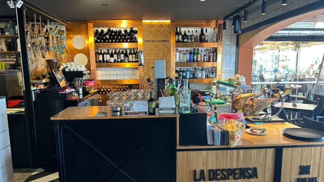 La Despensa Familiar Torrequebrada - 3