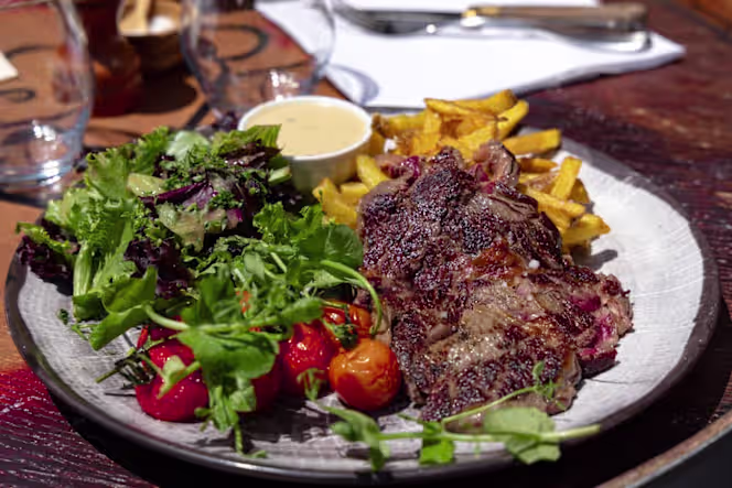 Boucherie, traiteur & restaurant Salettes - 3