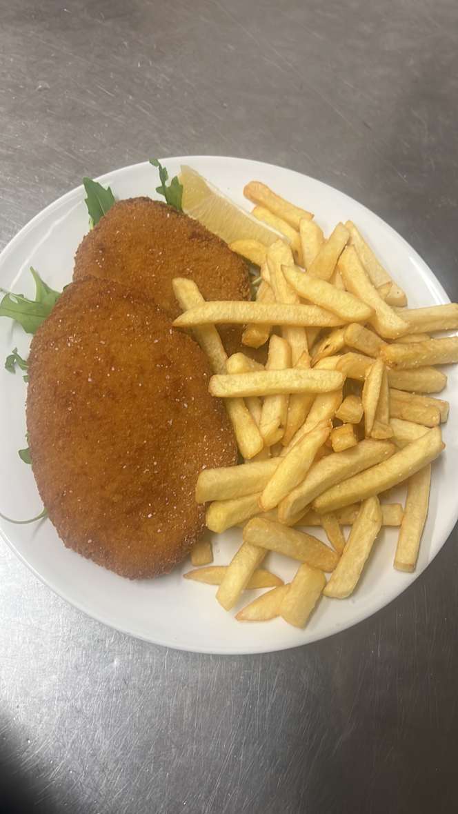 Cerri's Piazza Donnini - 5