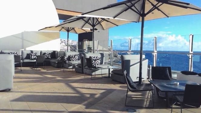 222sw Bar & Grill - 4