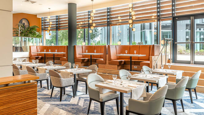 Caprice at Crowne Plaza Reading - 0