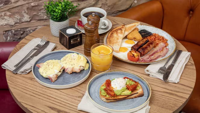 Yates Cardiff - Cardiff - 1