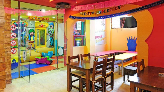 Balcón de María Pinchos & Tapas - Crispy Pizza & Cocktail Bar - 8