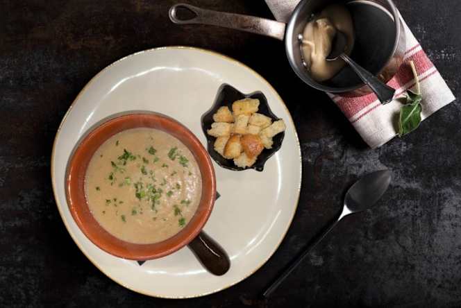 Il Lago Dei Cigni - Glamping & Restaurant - 3