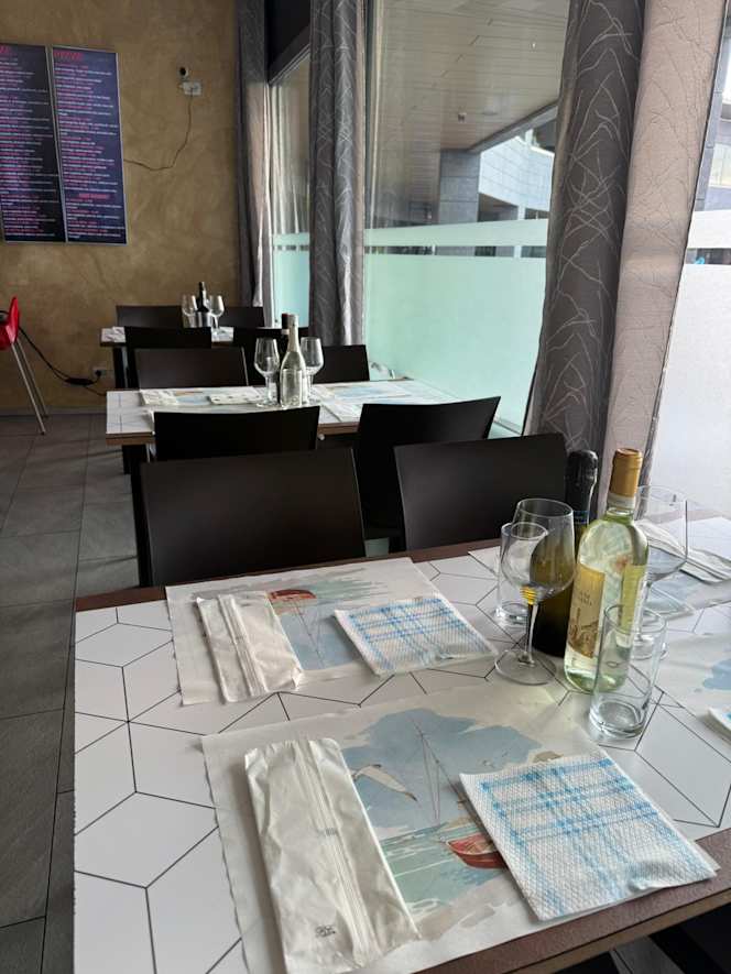 Pizzeria Mega & Fast Food - 1