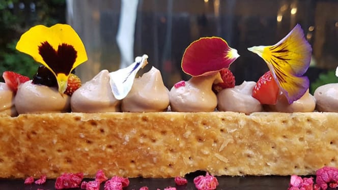 The Hive Rooftop Restaurant - 7