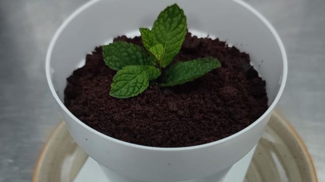 The Place To Be - Petit Palace Santa Bárbara - 2