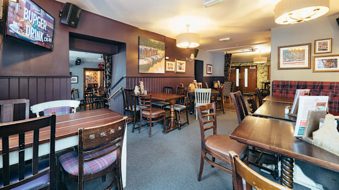 Ye Olde Griffin Hotel March - 1