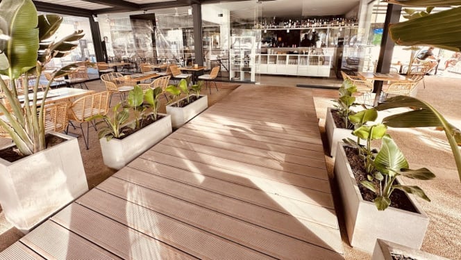 Mestizä Tapas - Burger & Thin Pizza - Oriental Wok & Poké Bowl - 2