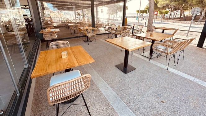 Mestizä Tapas - Burger & Thin Pizza - Oriental Wok & Poké Bowl - 0