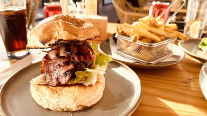 Mestizä Tapas - Burger & Thin Pizza - Oriental Wok & Poké Bowl - 4