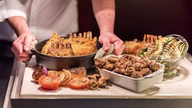 Le Restaurant Campanile le Blanc Mesnil - 0