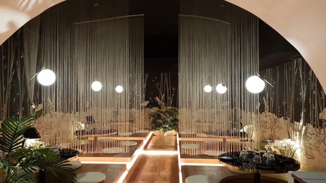 Komi Sushi Restaurant - 0