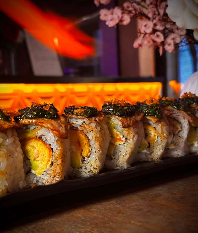 Makis Nikkei & Cocktails - 3