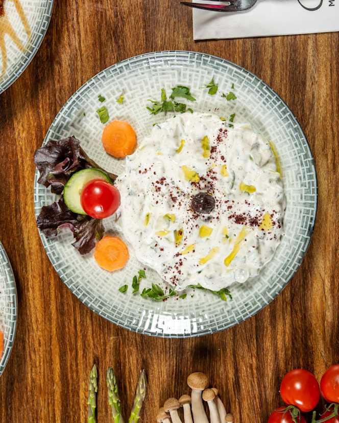 Reina Meze Grill - 2
