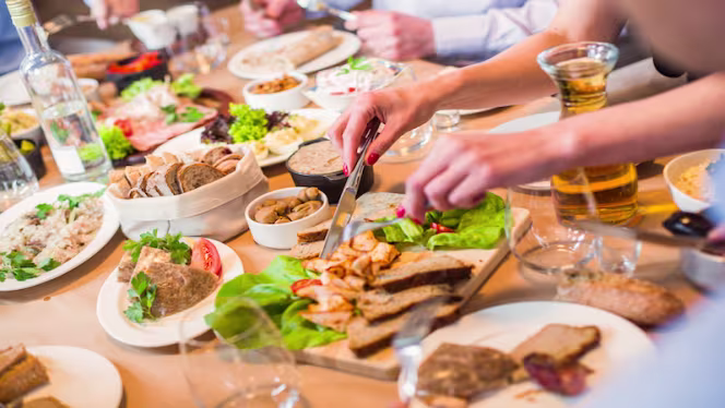 Akademia Restaurant - 1