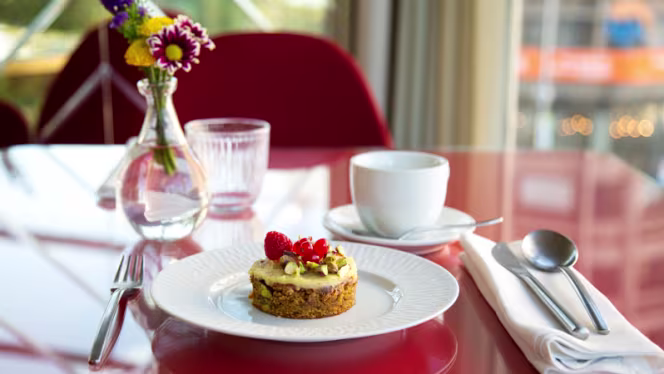 Somos  - Hotel Barceló Torre de Madrid - 5