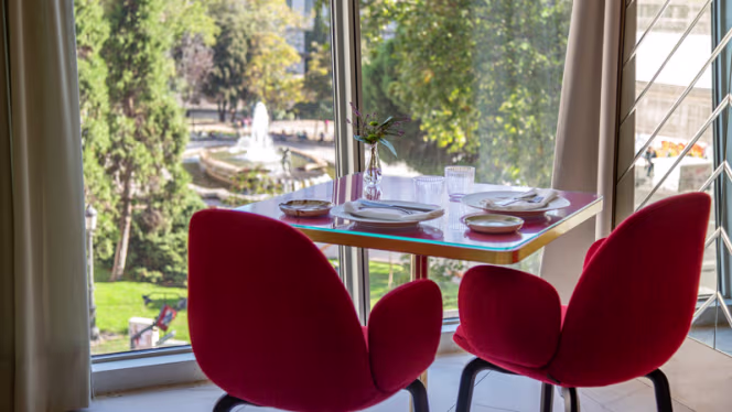 Somos  - Hotel Barceló Torre de Madrid - 4