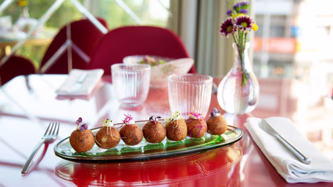 Somos  - Hotel Barceló Torre de Madrid - 6