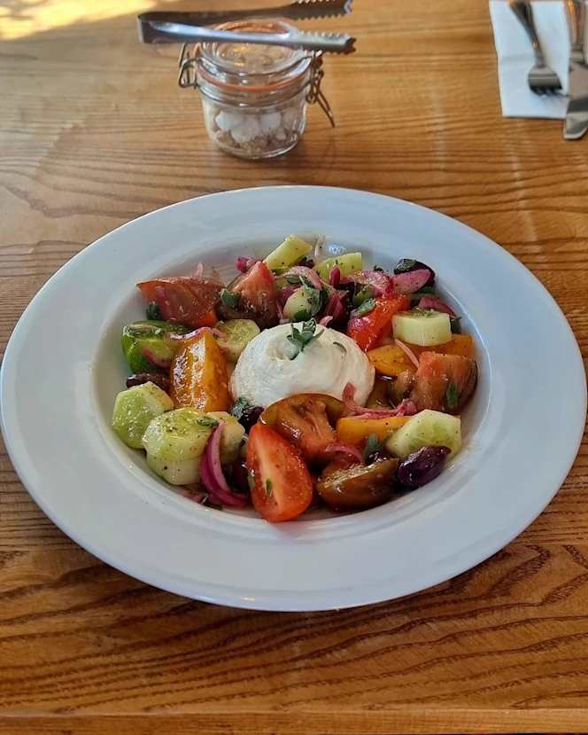 The coach house mediterranean restaurant - 5