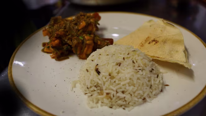 Rangoli Indian Bistro - 2