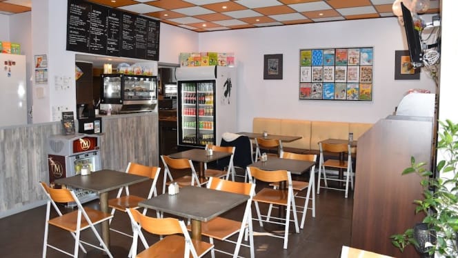 La Friterie C'est arrivé près de chez vous - 8