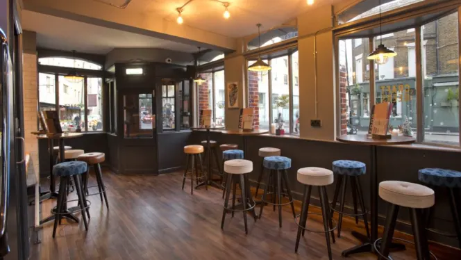 The Victoria Taps - 0